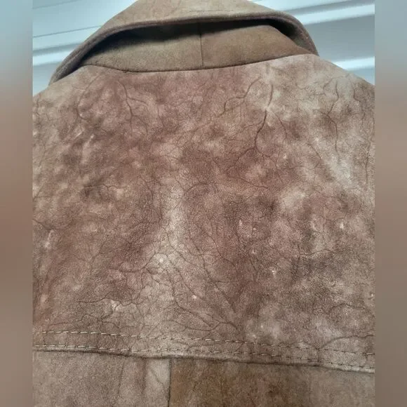70s Vintage Suede Coat - Picture 9 of 16